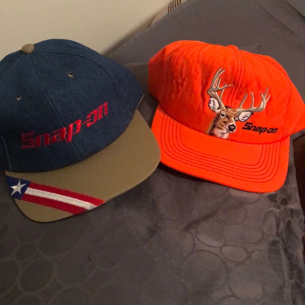 2 snap on hats